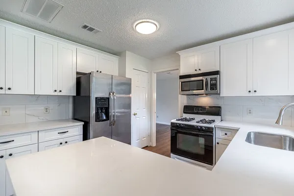 $2,300 | 1026 Cheyenne Meadows Drive, Katy, TX 77450