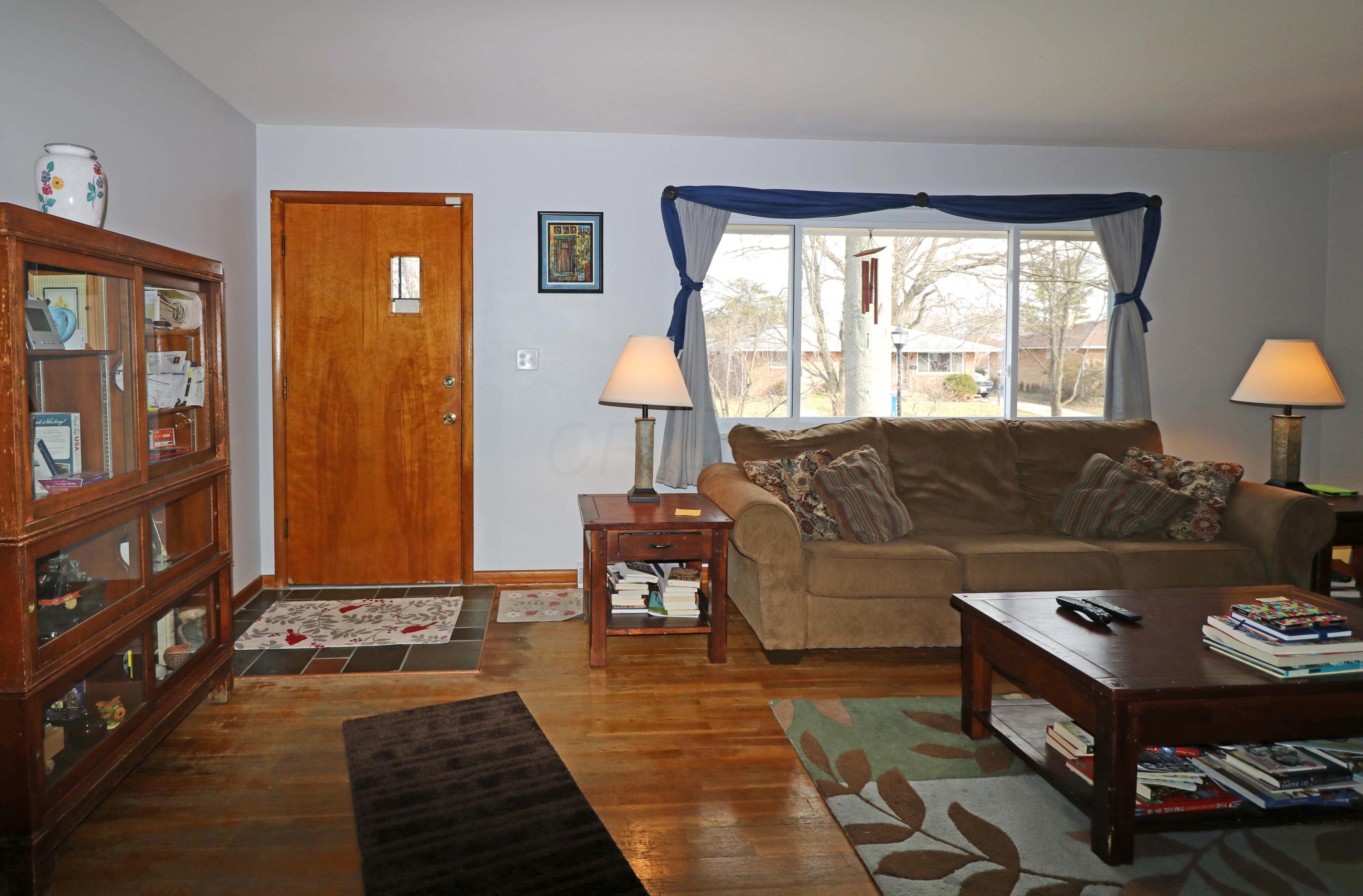 4473 Sandy Lane Road Columbus, OH 43224 - Photo 3 of 39 Gallery Image 3