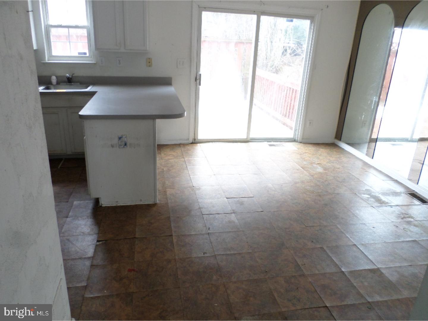 18 Millstream Road Pine Hill, NJ 08021 - Photo 4 of 11