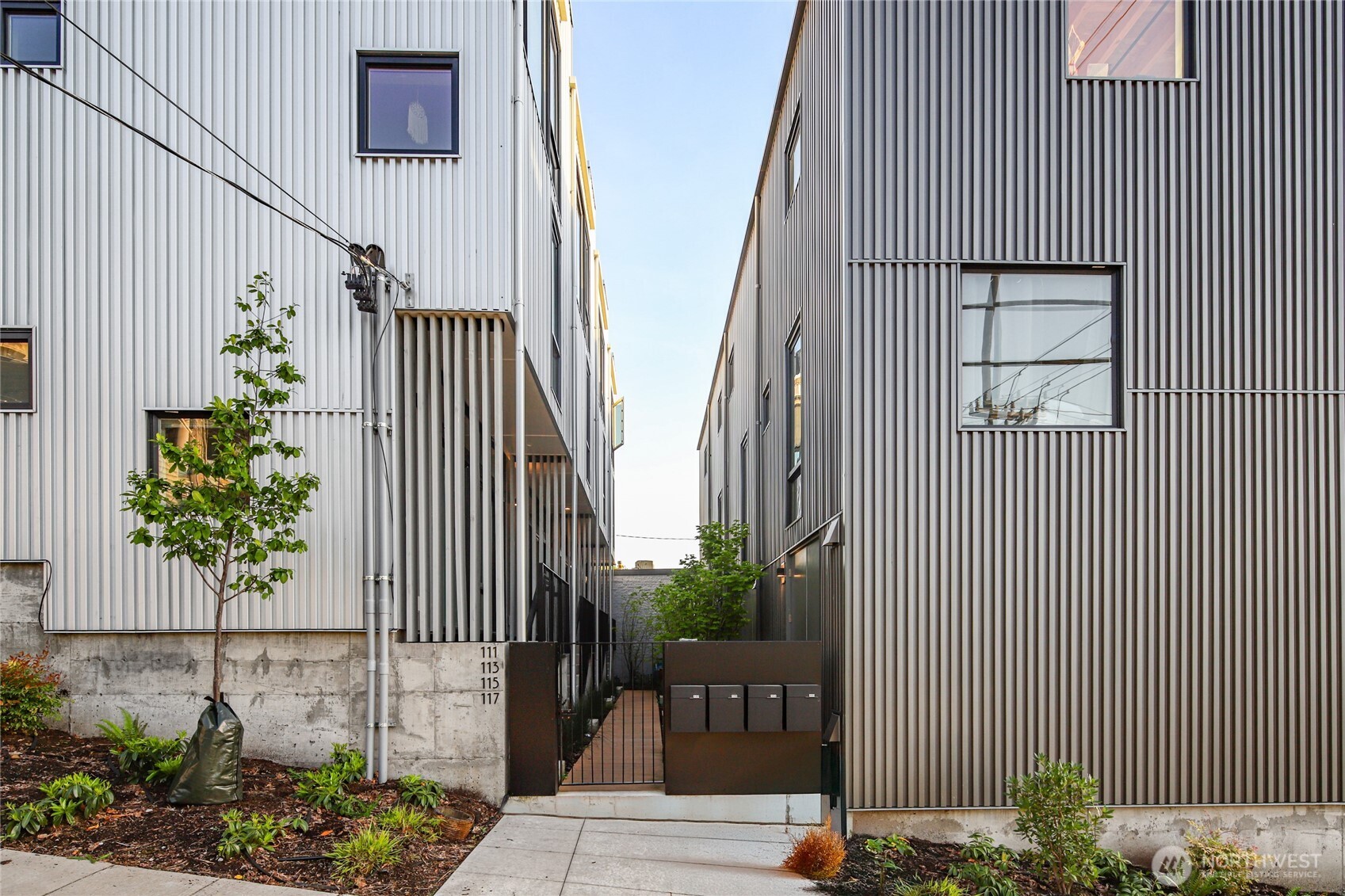115 East Allison Street Seattle, WA 98102 - Photo 3 of 23 an entrance view of a house
