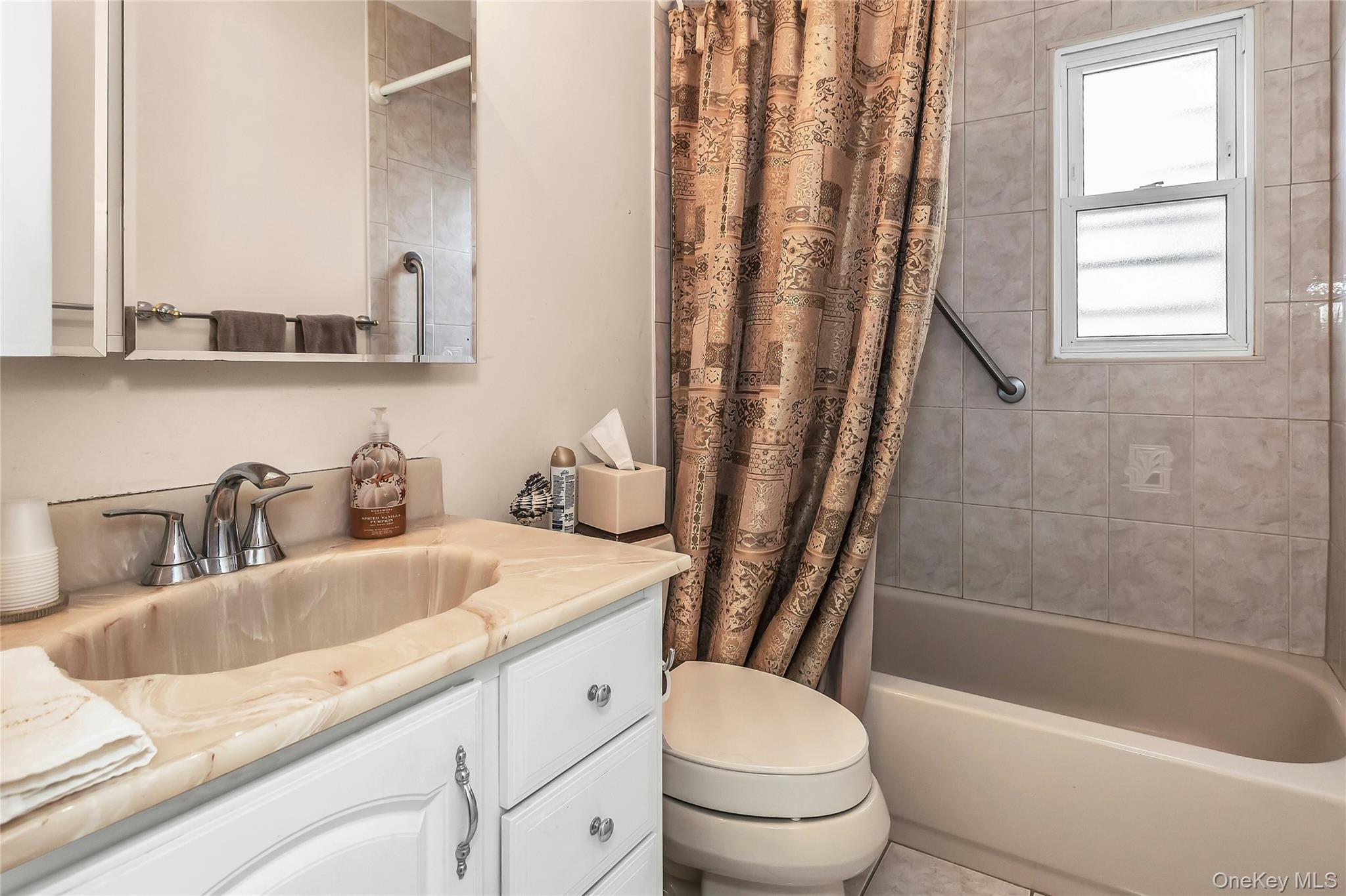 80 Knickerbocker Road North Plainview, NY 11803 - Photo 20 of 27