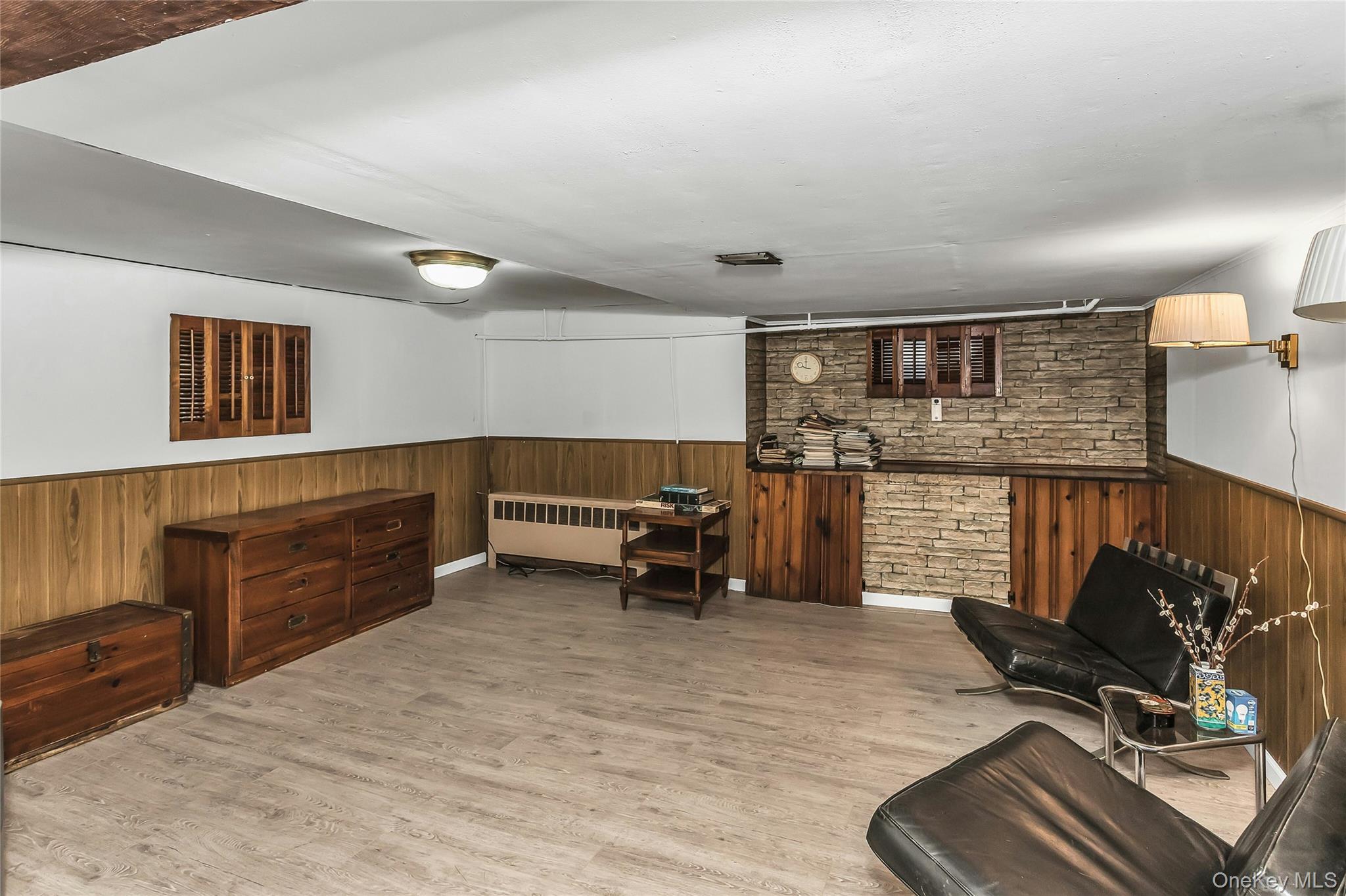 80 Knickerbocker Road North Plainview, NY 11803 - Photo 21 of 27