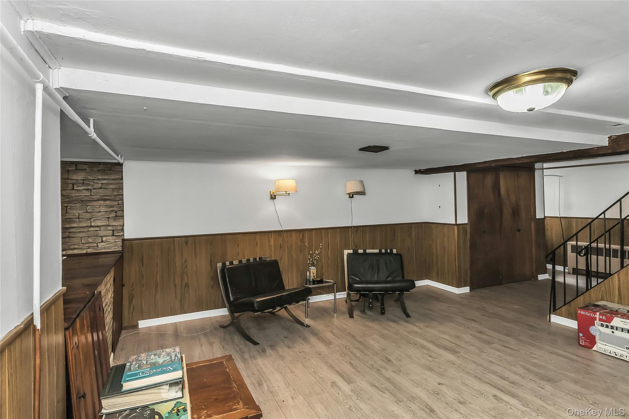 80 Knickerbocker Road North Plainview, NY 11803 - Photo 22 of 27