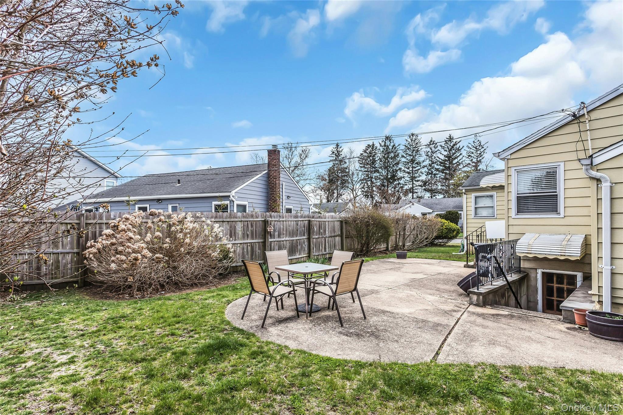 80 Knickerbocker Road North Plainview, NY 11803 - Photo 26 of 27