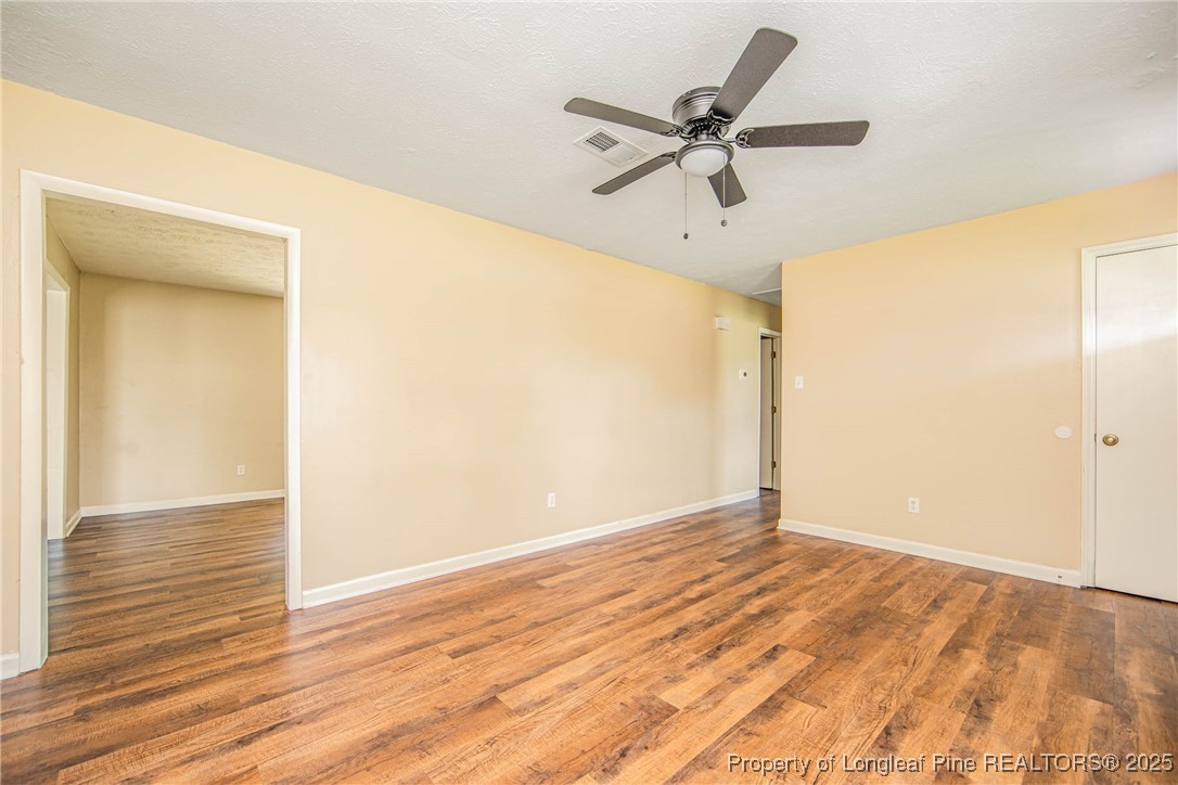 5929 Spinner Road Hope Mills, NC 28348 - Photo 5 of 31 Gallery Image 5