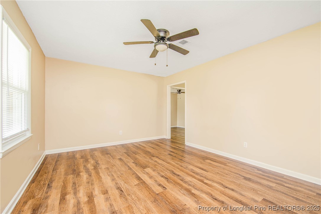 5929 Spinner Road Hope Mills, NC 28348 - Photo 6 of 31 Gallery Image 6