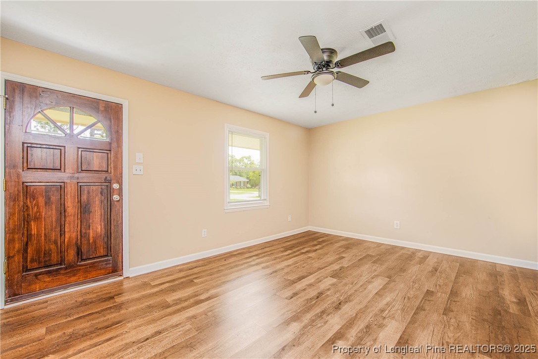 5929 Spinner Road Hope Mills, NC 28348 - Photo 7 of 31 Gallery Image 7