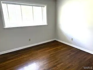 $2,900 | 8423 Louwen Drive, Clayton, MO 63105