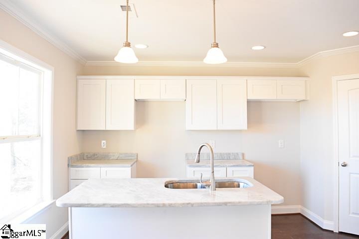621 Old Rutherford Road Taylors, SC 29687 - Photo 10 of 29