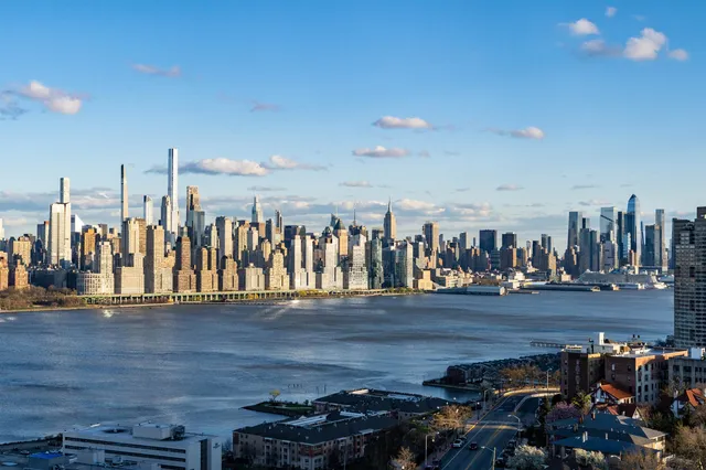 $385,000 | 7855 Boulevard East, Unit 17L, North Bergen, NJ 07047