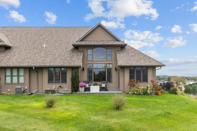 $385,000 | N2369 Fairway View Lane, Unit 6, Wautoma, WI 54982