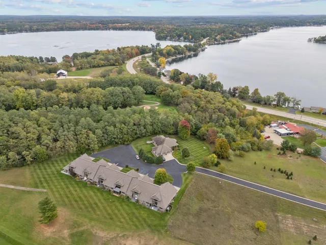 $385,000 | N2369 Fairway View Lane, Unit 6, Wautoma, WI 54982