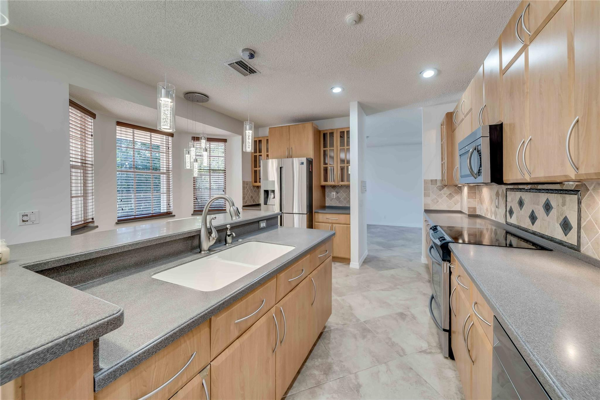 550 Slippery Rock Road Weston, FL 33327 - Photo 16 of 39 Photo 16