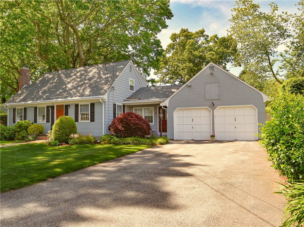 23 West Bel Air Road Cranston, RI 02920 - Photo 4 of 26 Gallery Image 4