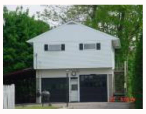 912 Centerville Road Warwick, RI 02886 - Photo 2 of 2 Exterior Front.