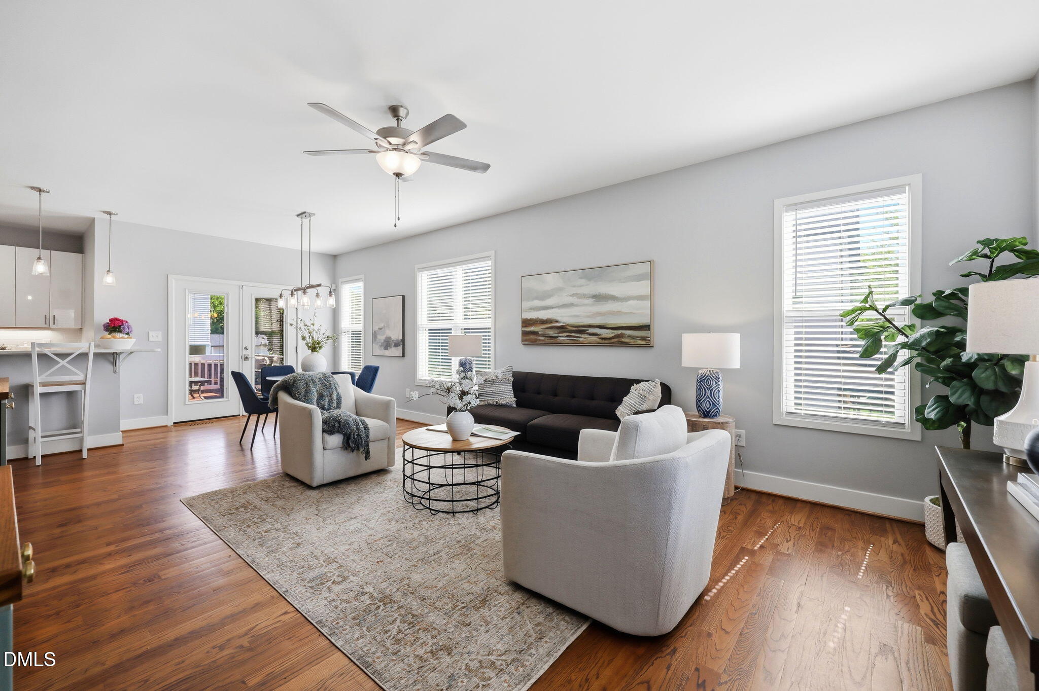 533 Bragg Street Raleigh, NC 27601 - Photo 5 of 33 10-web-or-mls-IMG_2866