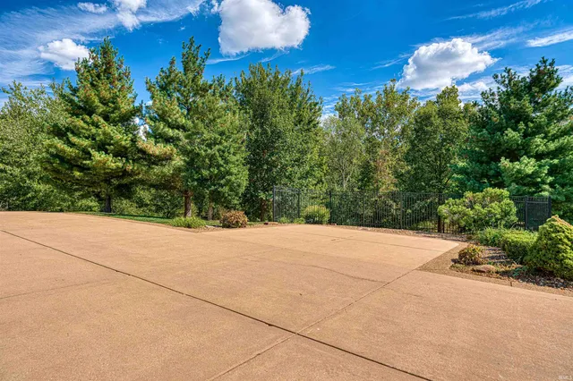 $1,150,000 | 14135 Worthington Court, Evansville, IN 47725