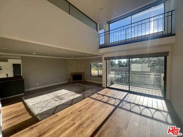 $5,495 | 390 South Sepulveda Boulevard, Unit 2, Los Angeles, CA 90049