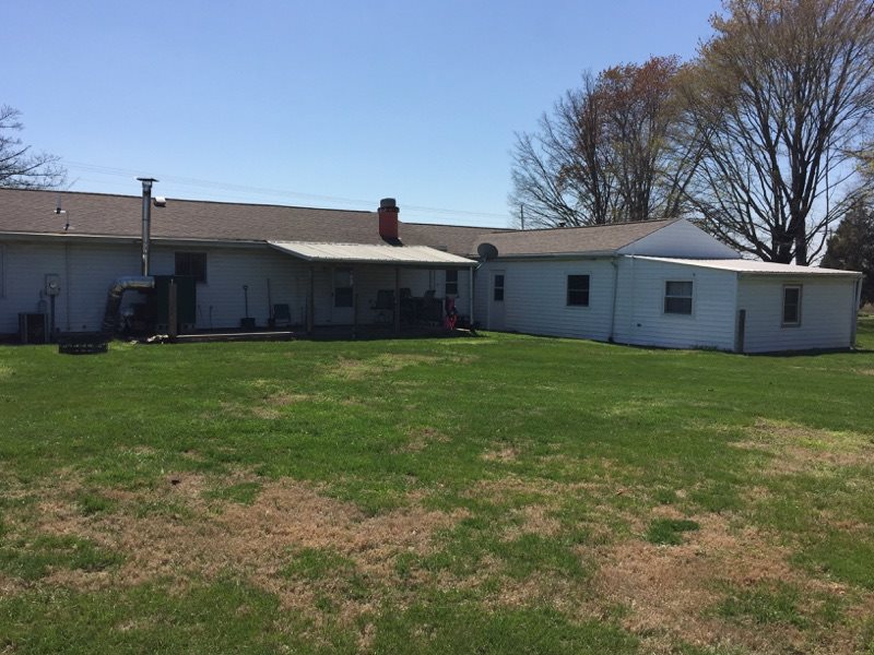 1902 Henry Sievers Road Vincennes, IN 47591 - Photo 3 of 5 Gallery Image 3