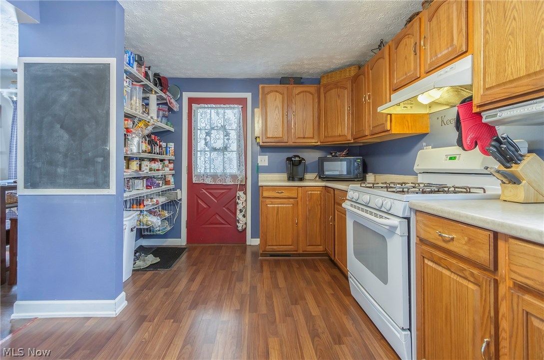 459 Annis Road Amherst, OH 44001 - Photo 15 of 34 Gallery Image 15
