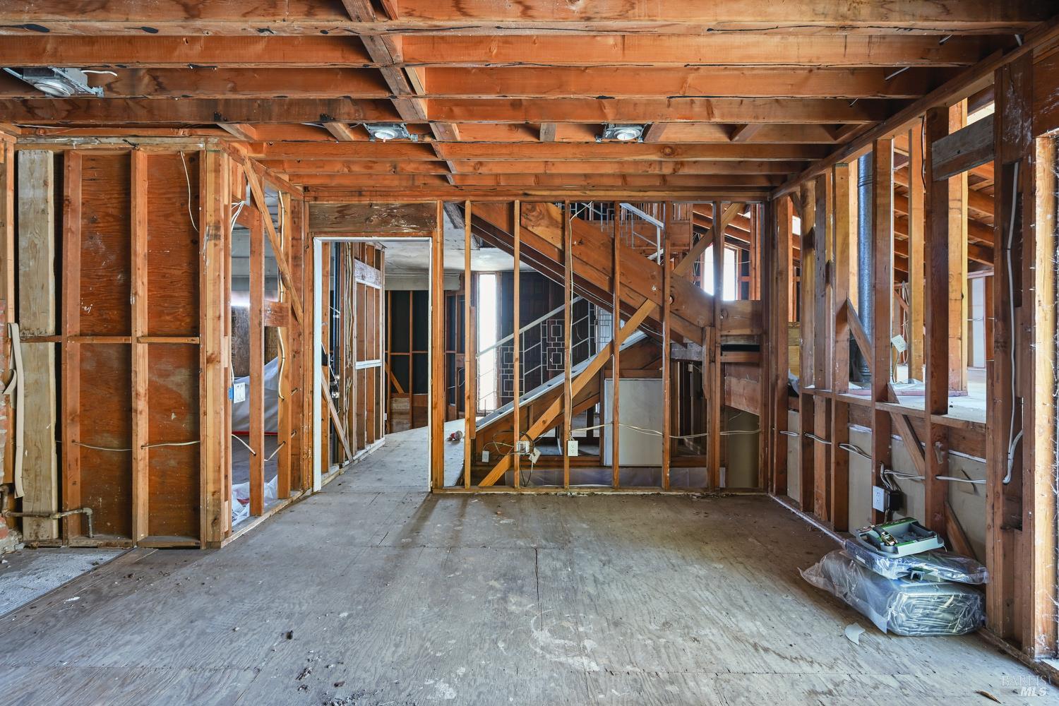 1826 San Ramon Way Santa Rosa, CA 95409 - Photo 19 of 22 a view of an empty room with wooden floor