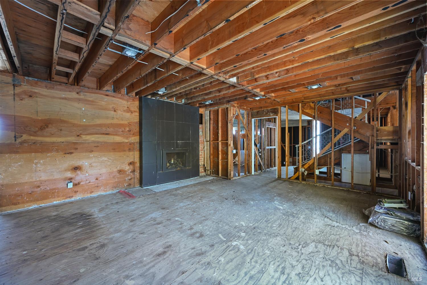 1826 San Ramon Way Santa Rosa, CA 95409 - Photo 10 of 22 a view of an empty room