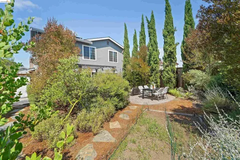 $889,000 | 26670 Joshua Street, Hayward, CA 94544