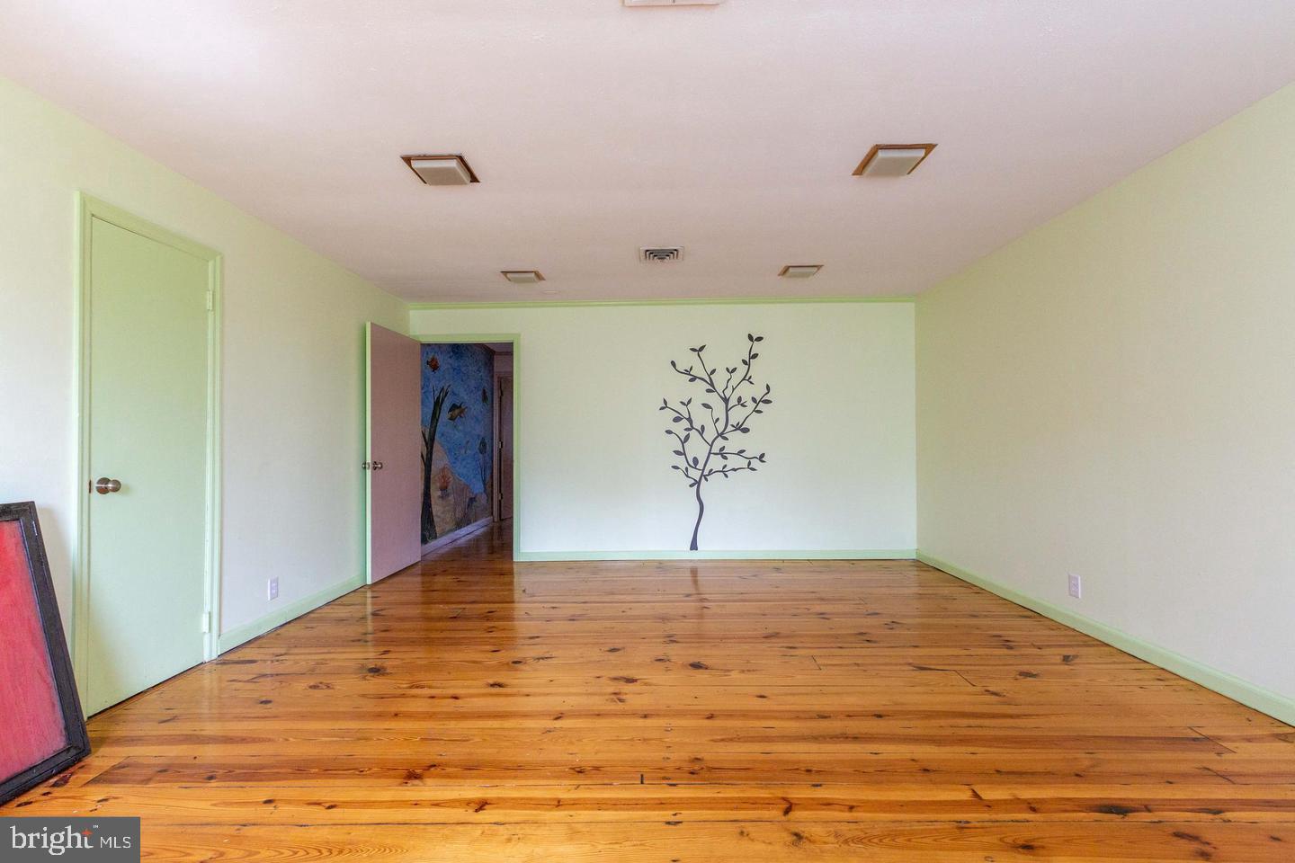 50 Georgetown Road Bordentown, NJ 08505 - Photo 7 of 31 Gallery Image 7
