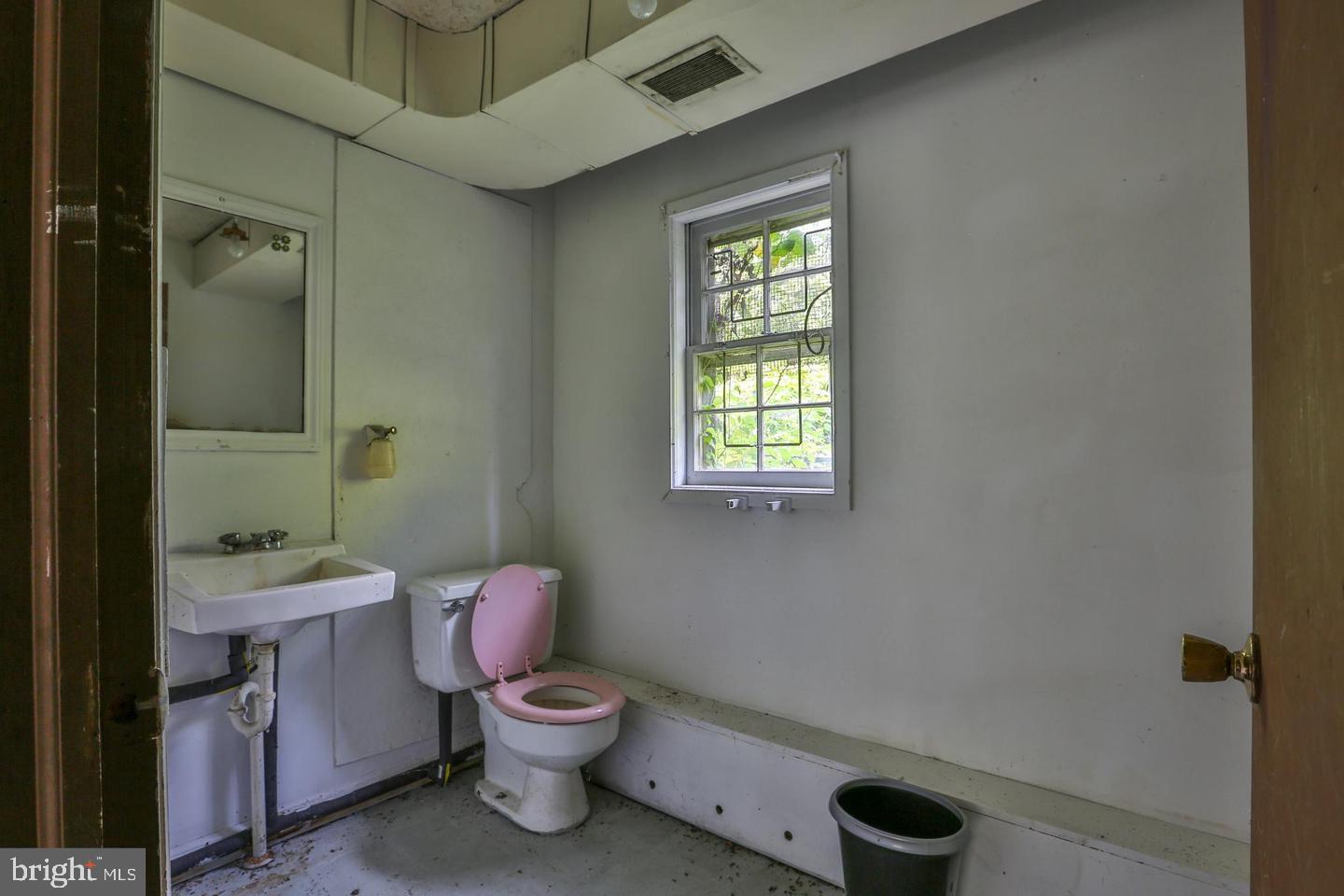 50 Georgetown Road Bordentown, NJ 08505 - Photo 9 of 31 Gallery Image 9