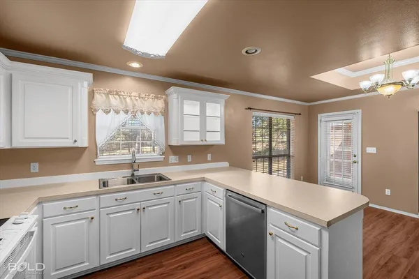 $2,000 | 406 Lavita Drive, Shreveport, LA 71106