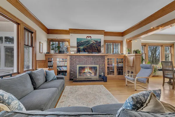 $487,000 | 24059 Highway 15, Hutchinson, MN 55350