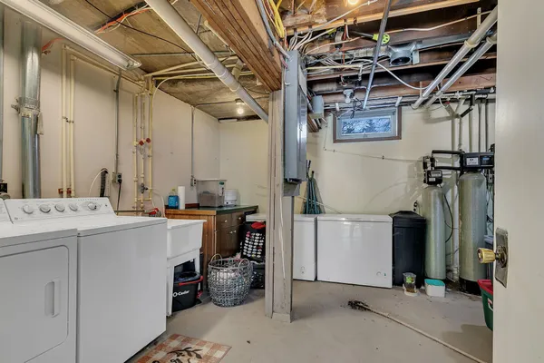 $487,000 | 24059 Highway 15, Hutchinson, MN 55350