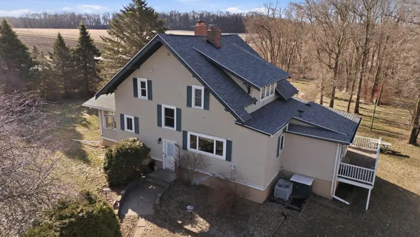 $487,000 | 24059 Highway 15, Hutchinson, MN 55350