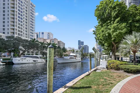 $1,295,000 | 347 North New River Drive East, Unit PH 4, Fort Lauderdale, FL 33301