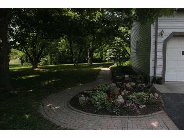 4984 Rutherford Road Powell, OH 43065 - Photo 3 of 10 Gallery Image 3
