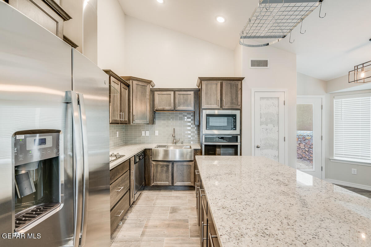 6062 Fall Ridge Santa Teresa, NM 88008 - Photo 7 of 21 14913 Tierra Haven-7