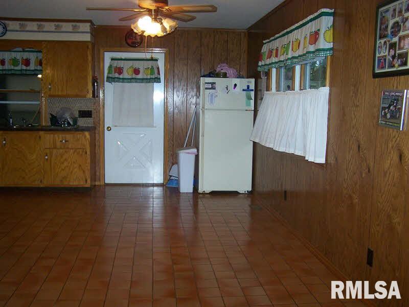 302 Park Park Ina, IL 62846 - Photo 7 of 22