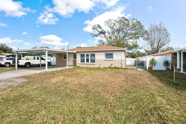 a view of house with a outdoor space