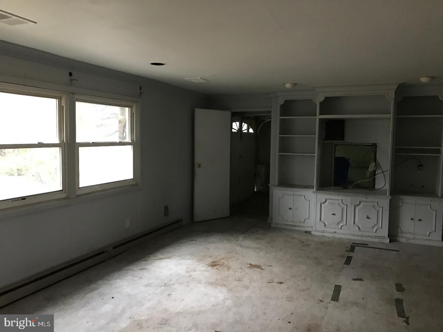 322 Old Farm Road Wyncote, PA 19095 - Photo 21 of 22 Family Room