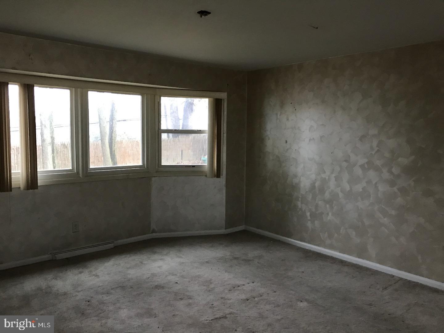 322 Old Farm Road Wyncote, PA 19095 - Photo 9 of 22 Dining Room