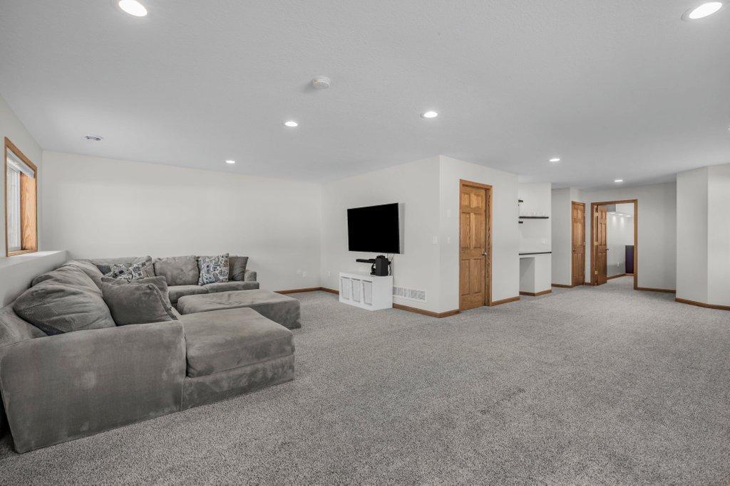 1036 Emerald Street Northeast Hanover, MN 55341 - Photo 12 of 23