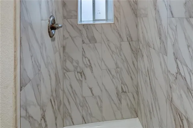 $139,900 | 5605 East 27th Terrace, Kansas City, MO 64128