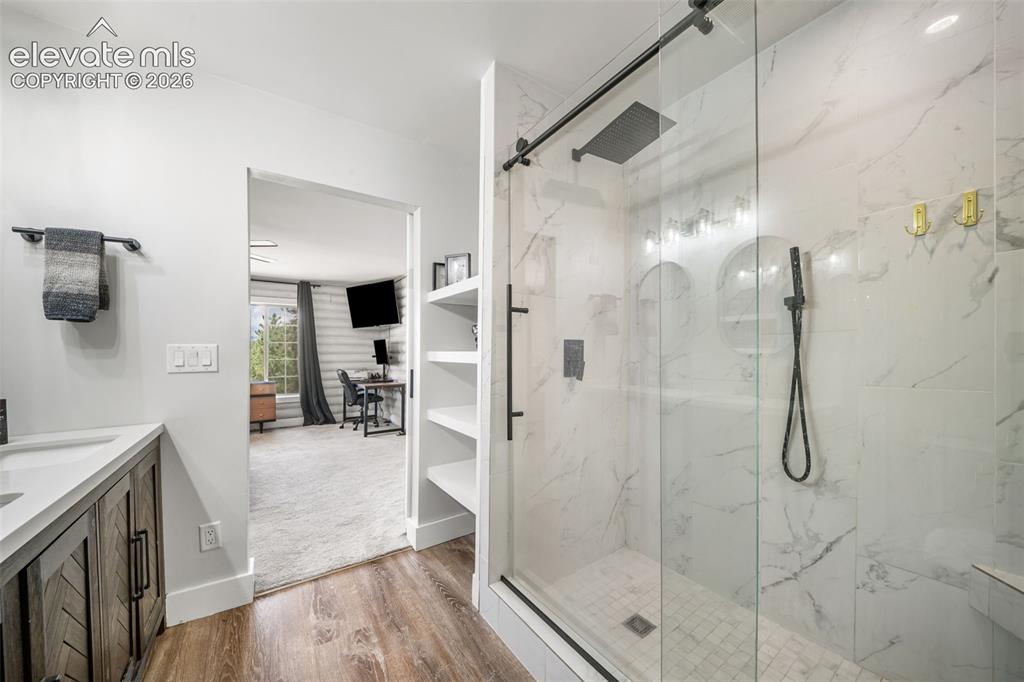 986 Apache Road Florissant, CO 80816 - Photo 17 of 50 Oversized walk in Spa shower