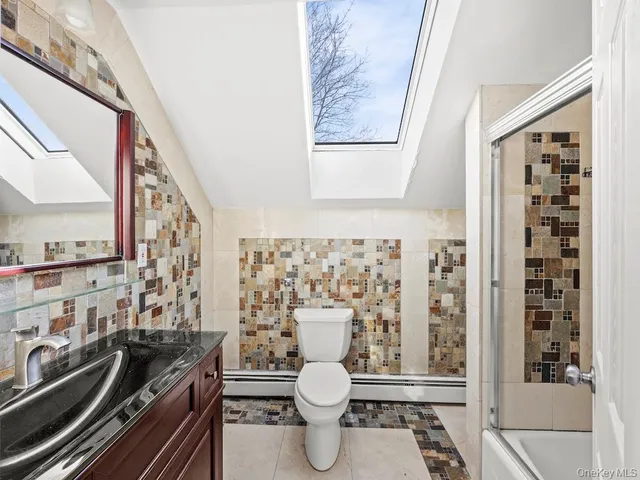 $15,000 | Undisclosed Address, Glen Head, NY 11545