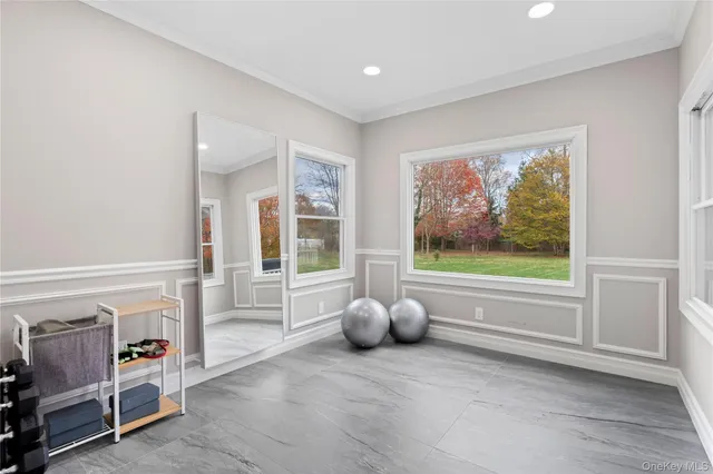 $3,999,888 | 717 West Montauk Highway, Bay Shore, NY 11706