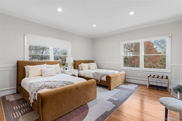 $3,999,888 | 717 West Montauk Highway, Bay Shore, NY 11706