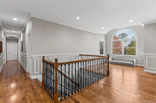 $3,999,888 | 717 West Montauk Highway, Bay Shore, NY 11706