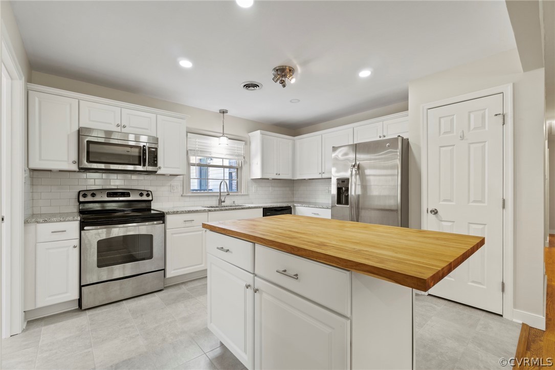 7140 Creighton Road Mechanicsville, VA 23111 - Photo 14 of 49 Main Kitchen