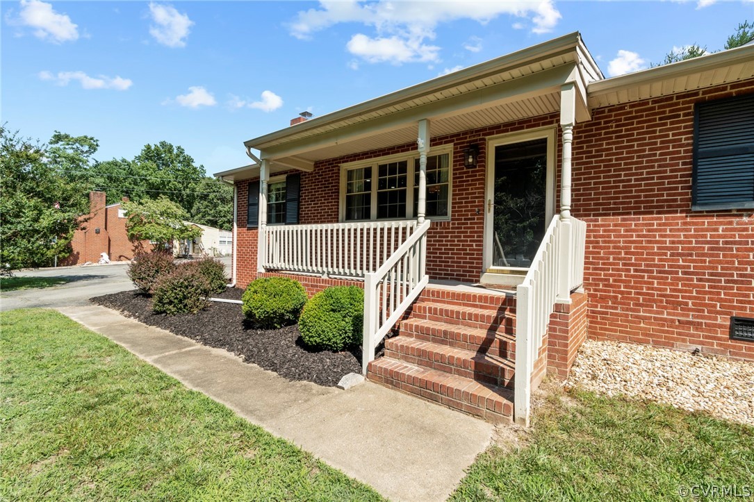 7140 Creighton Road Mechanicsville, VA 23111 - Photo 4 of 49