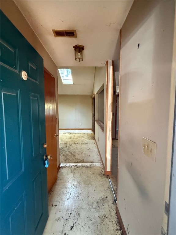 249 Windjammer Way Anderson, SC 29625 - Photo 2 of 23